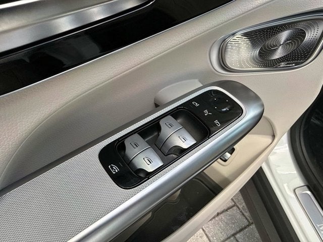 2026 Mercedes-Benz GLC 300