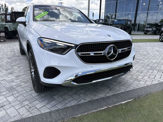 2026 Mercedes-Benz GLC 300