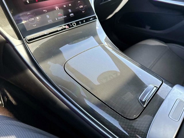 2023 Mercedes-Benz GLC 300