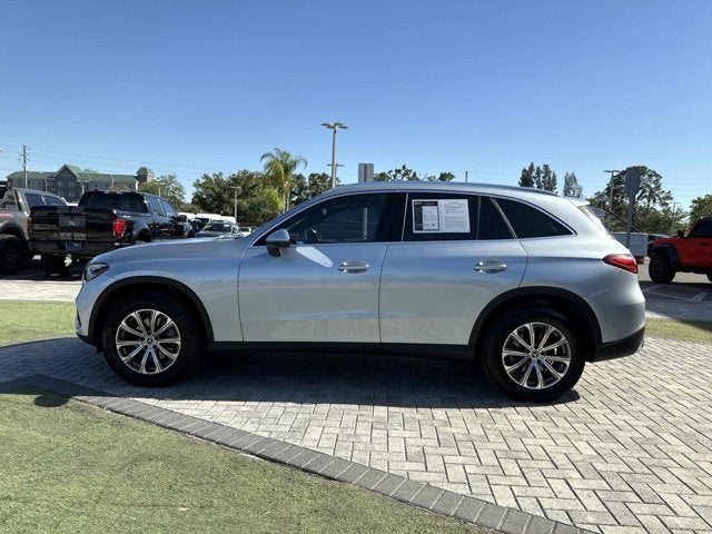 2023 Mercedes-Benz GLC 300