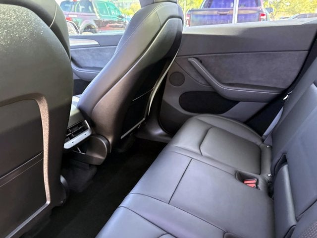 2023 Mercedes-Benz GLC 300