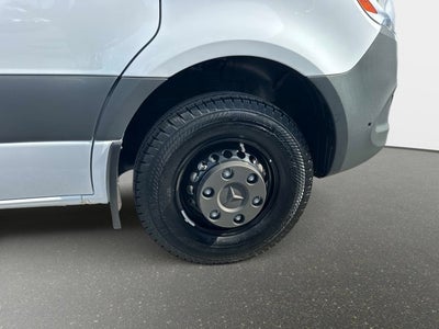 2025 Mercedes-Benz Sprinter 3500 Cargo 144 WB