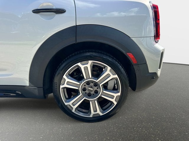 2023 MINI Countryman Iconic