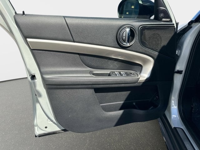 2023 MINI Countryman Iconic