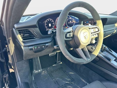 2025 Porsche 911 Carrera GTS