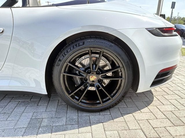 2023 Porsche 911 Carrera
