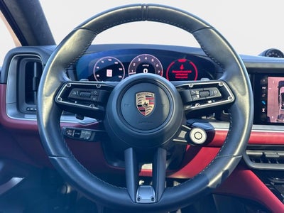 2025 Porsche Cayenne GTS