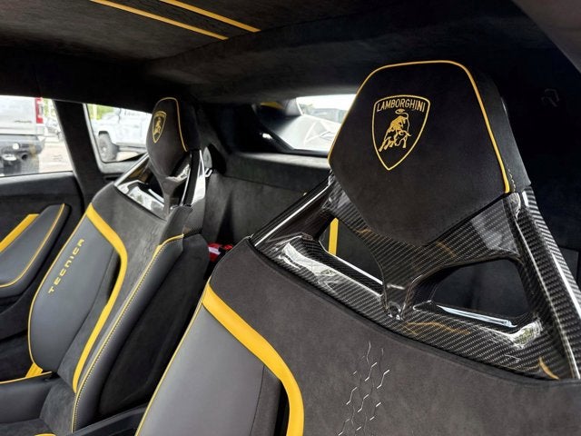 2024 Lamborghini Huracan Tecnica Base