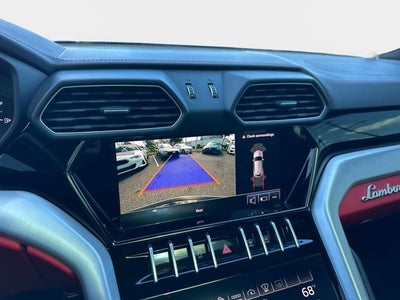 2022 Lamborghini Urus Base