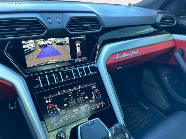 2022 Lamborghini Urus Base