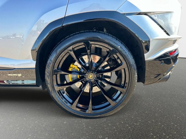 2023 Lamborghini Urus S