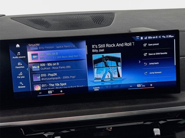 2023 BMW X7 M60i