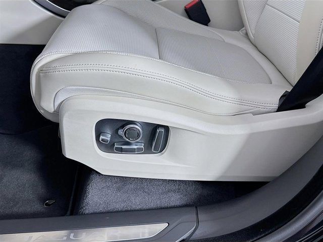 2026 Jaguar F-PACE P250 R-Dynamic S