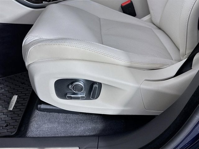 2025 Jaguar F-PACE P400 R-Dynamic S