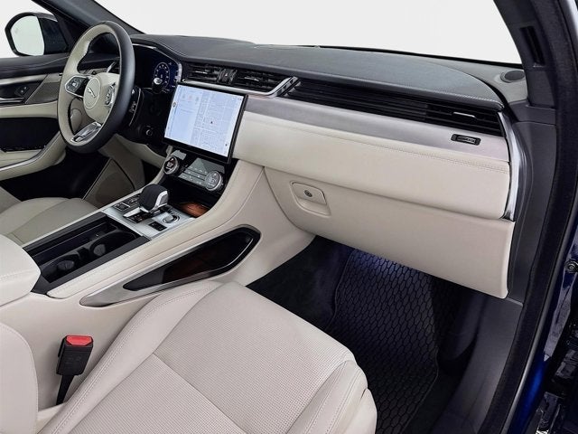 2025 Jaguar F-PACE P400 R-Dynamic S