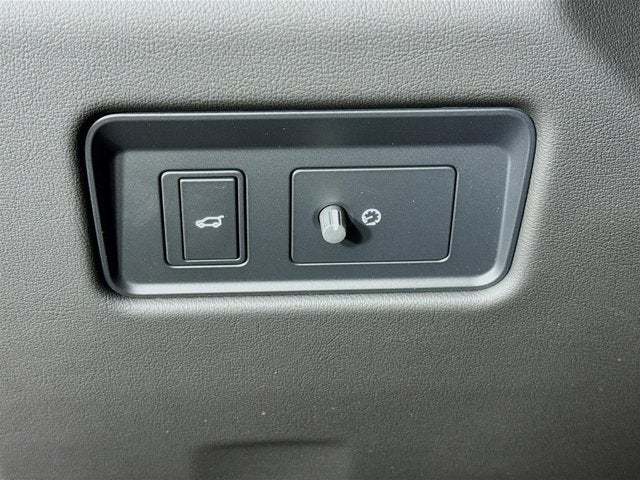 2026 Jaguar F-PACE P400 R-Dynamic S