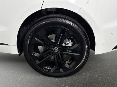 2026 Jaguar F-PACE P400 R-Dynamic S