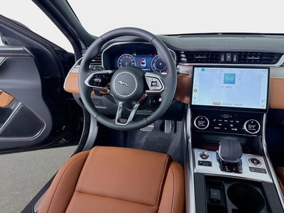 2024 Jaguar XF R-Dynamic SE