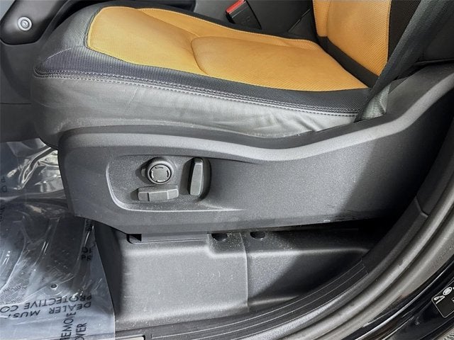 2024 Land Rover Defender 110 X-Dynamic SE