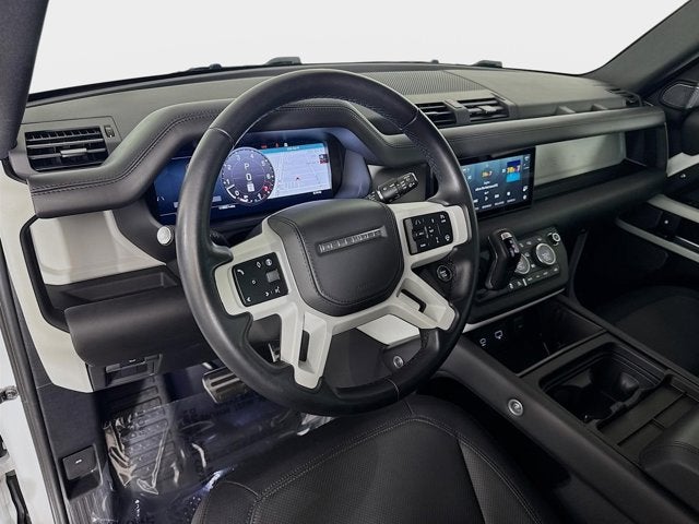 2024 Land Rover Defender 110 X-Dynamic SE
