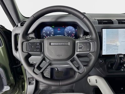 2026 Land Rover Defender 110 X-Dynamic SE