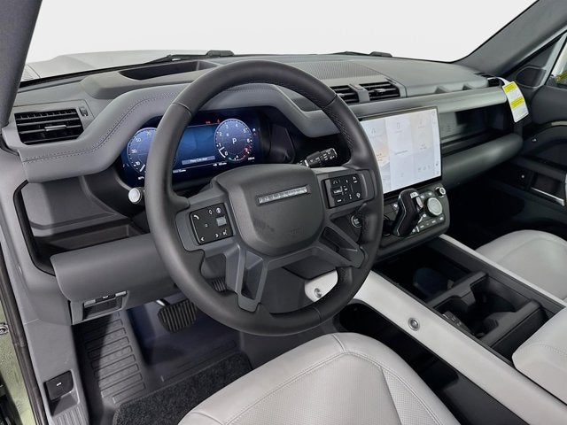 2026 Land Rover Defender 110 X-Dynamic SE