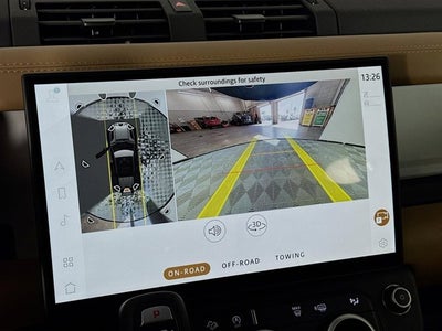 2026 Land Rover Defender 110 X-Dynamic SE