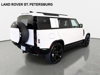 2026 Land Rover Defender 110 X-Dynamic SE