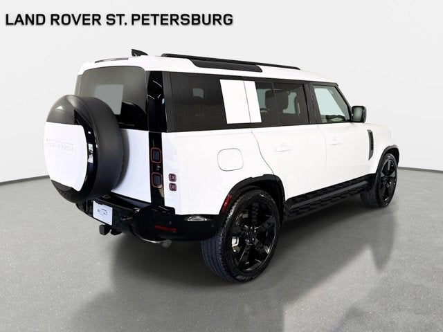 2026 Land Rover Defender 110 X-Dynamic SE