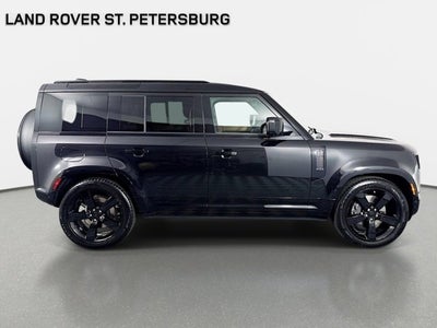 2026 Land Rover Defender 110 X-Dynamic SE