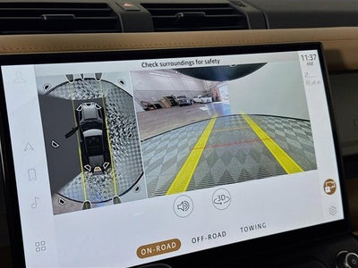 2026 Land Rover Defender 110 X-Dynamic SE