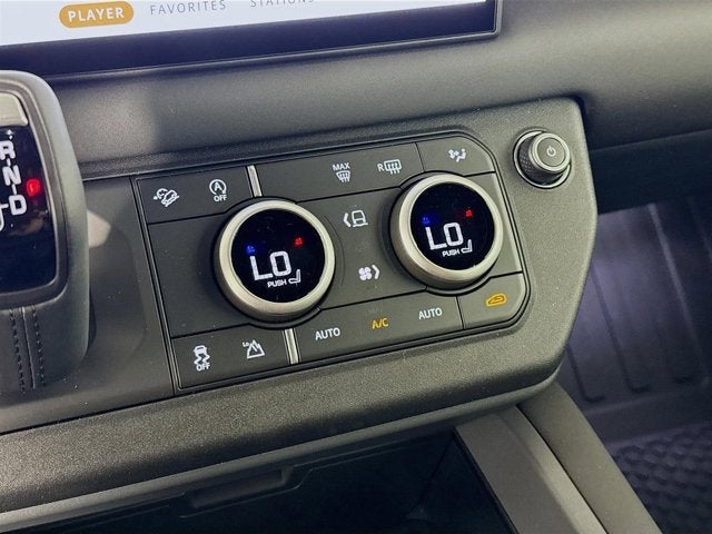 2025 Land Rover Defender 110 S