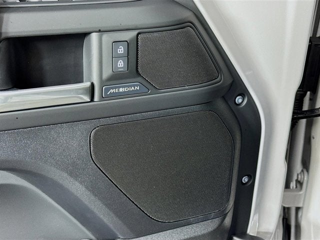 2026 Land Rover Defender 110 S