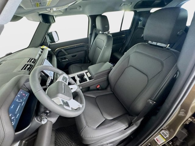 2025 Land Rover Defender 110 S