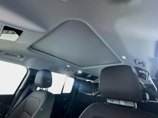 2025 Land Rover Defender 110 S