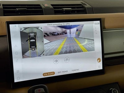 2025 Land Rover Defender 110 V8