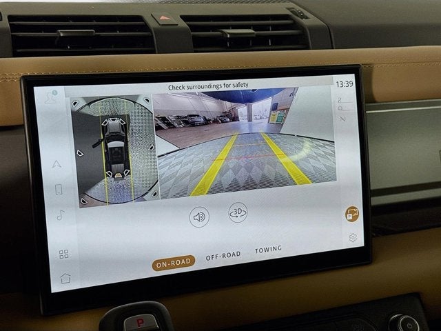 2025 Land Rover Defender 110 V8