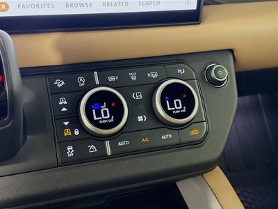 2025 Land Rover Defender 110 V8