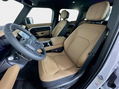 2026 Land Rover Defender 110 V8