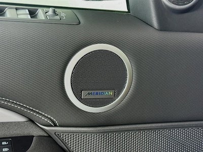 2025 Land Rover Discovery Dynamic SE