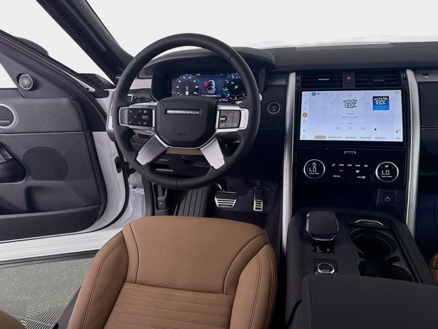 2025 Land Rover Discovery Dynamic SE