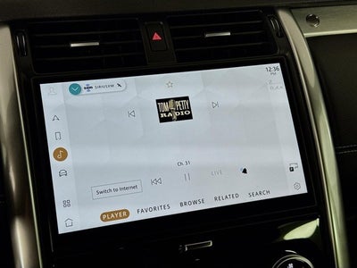 2025 Land Rover Discovery Dynamic SE