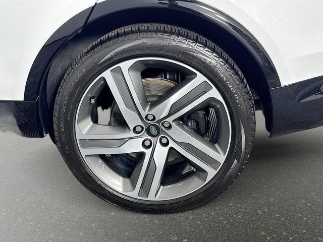 2023 Land Rover Discovery Metropolitan Edition