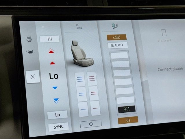 2026 Land Rover Range Rover Velar Dynamic SE