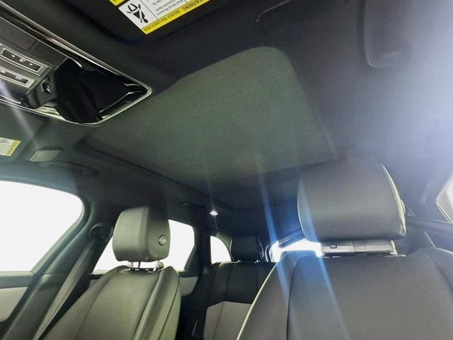 2026 Land Rover Range Rover Velar Dynamic SE