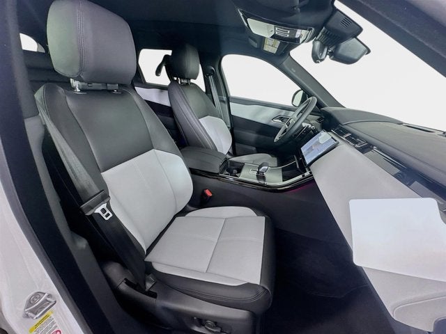 2026 Land Rover Range Rover Velar Dynamic SE