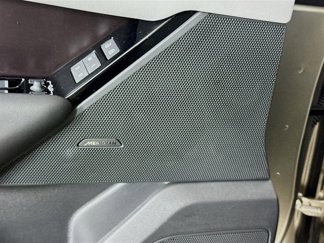 2026 Land Rover Range Rover Velar Dynamic SE