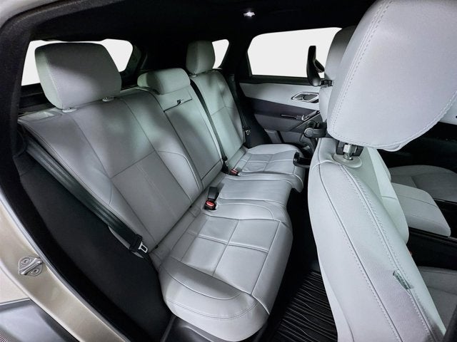 2026 Land Rover Range Rover Velar Dynamic SE