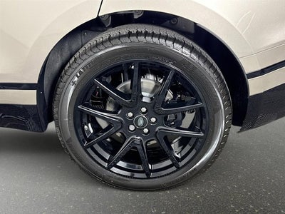 2026 Land Rover Range Rover Velar Dynamic SE