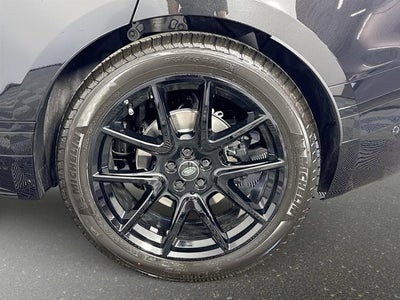 2026 Land Rover Range Rover Velar Dynamic SE